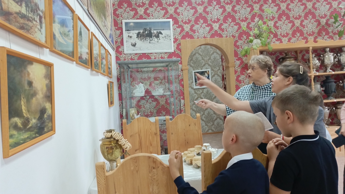 ПРИКЛЮЧЕНИЯ НА ВЕЛИКОМ ЧАЙНОМ ПУТИ