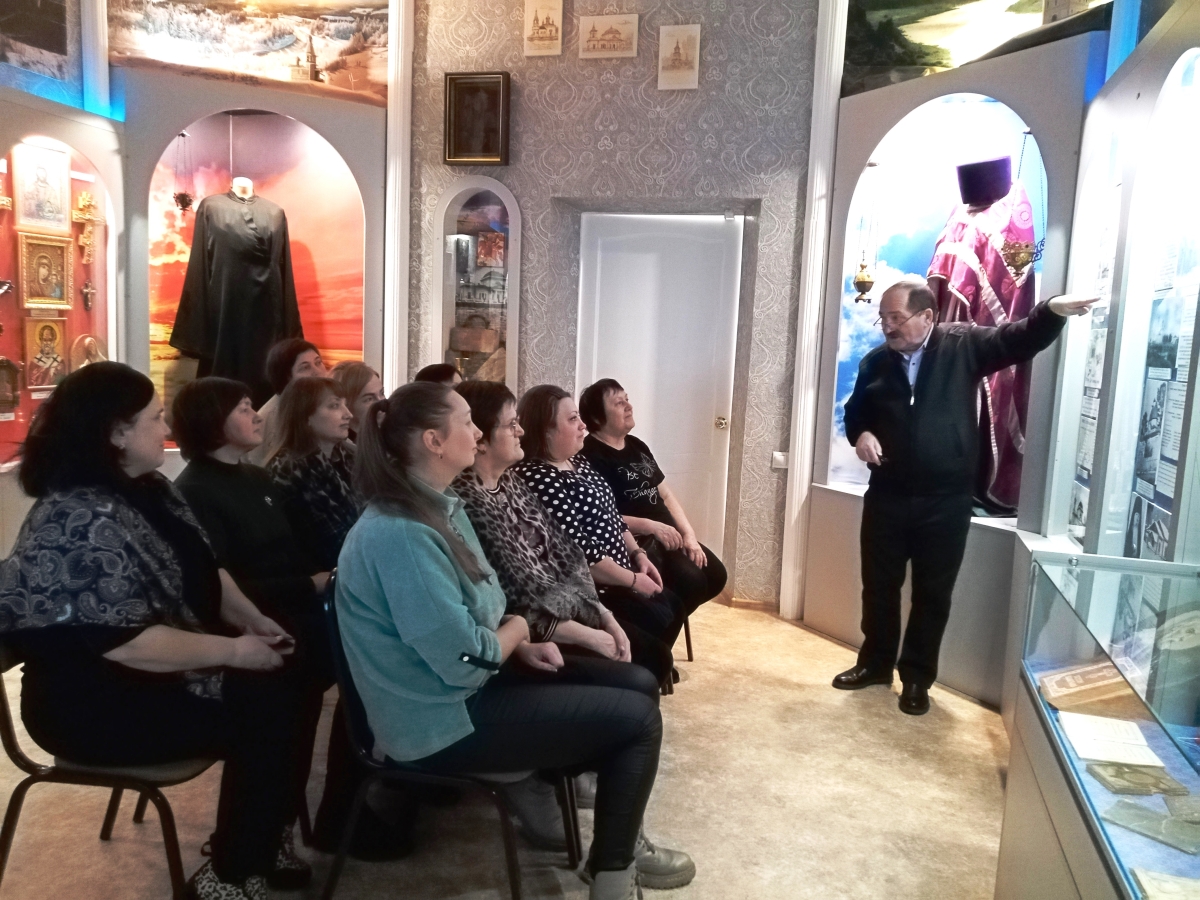 ИЗ ИСТОРИИ ТЮКАЛИНСКИХ ХРАМОВ