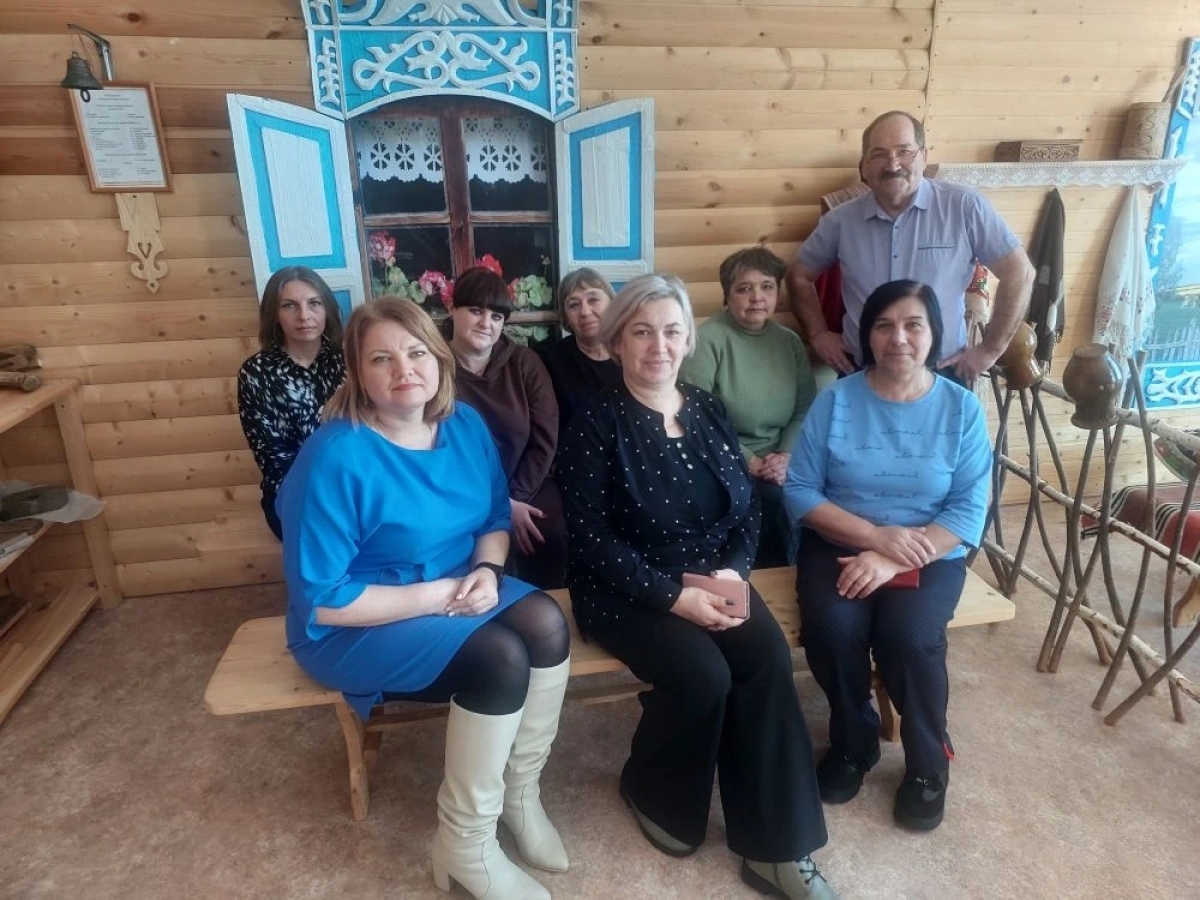 ДЛЯ ТЕХ КТО ИНТЕРЕСУЕТСЯ СВОИМИ КОРНЯМИ