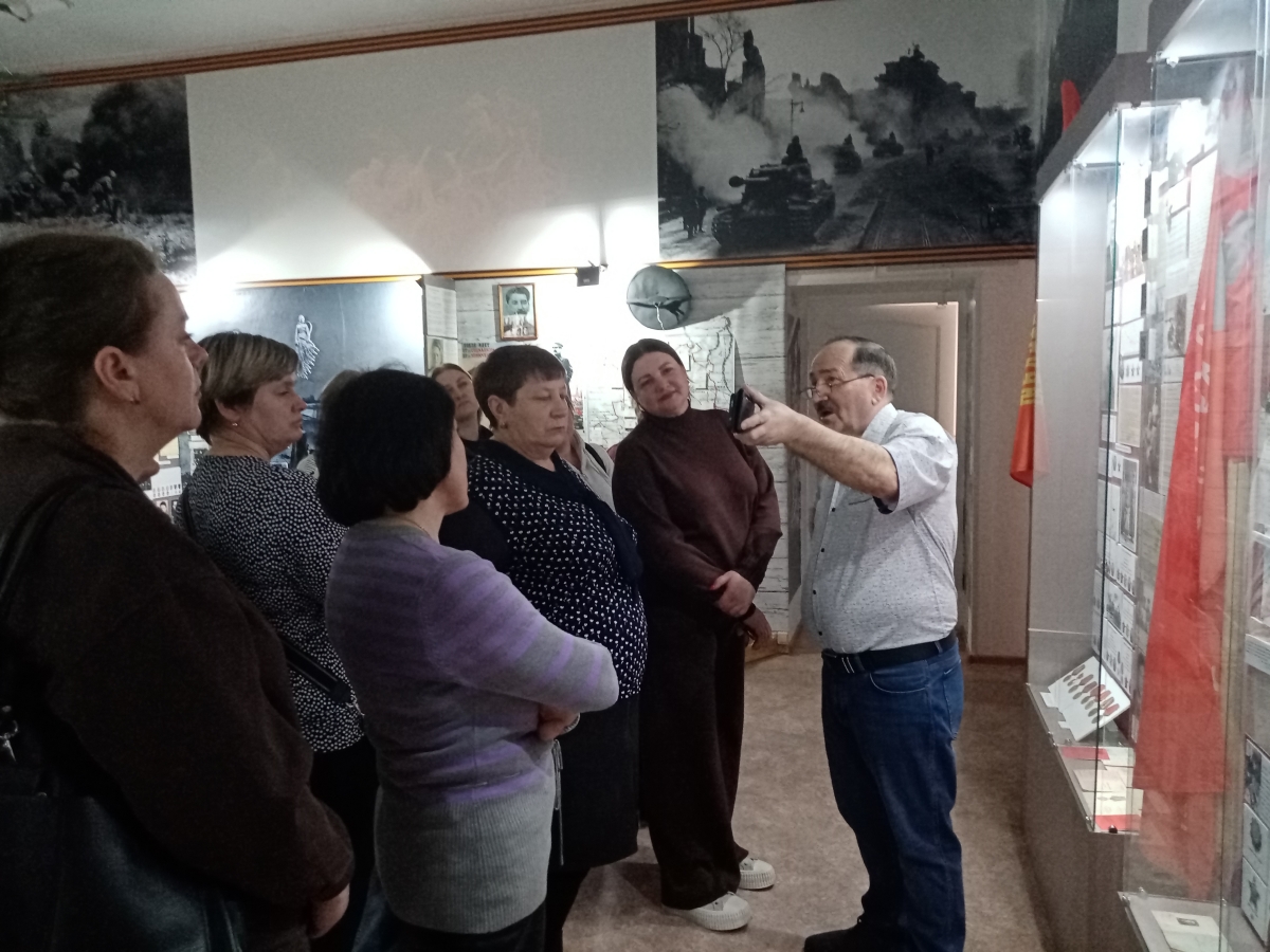 ОТ БЕЛЫХ ХАЛАТОВ К МУЗЕЙНЫМ СОКРОВИЩАМ